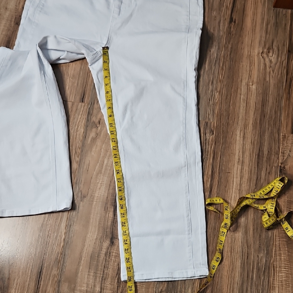 BloomChic Women’s White Jeans Size 16 - Picture 7 of 10